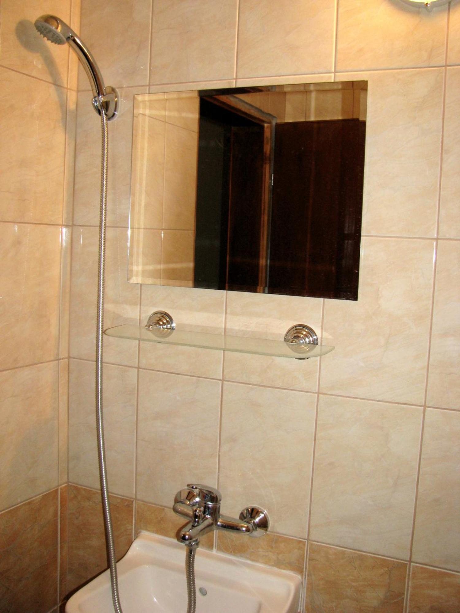 Samovodene Guest House Familia מראה חיצוני תמונה