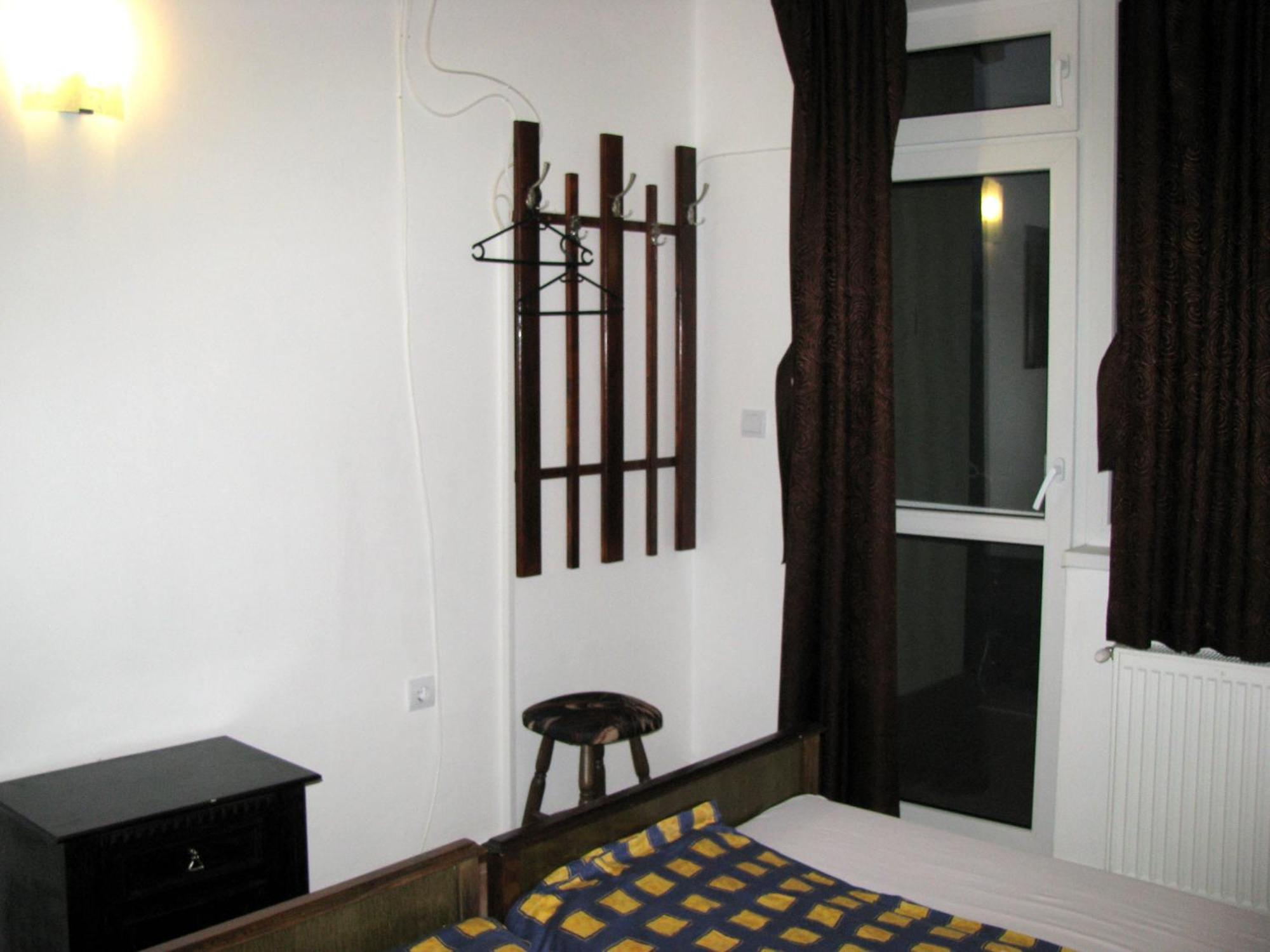 Samovodene Guest House Familia מראה חיצוני תמונה