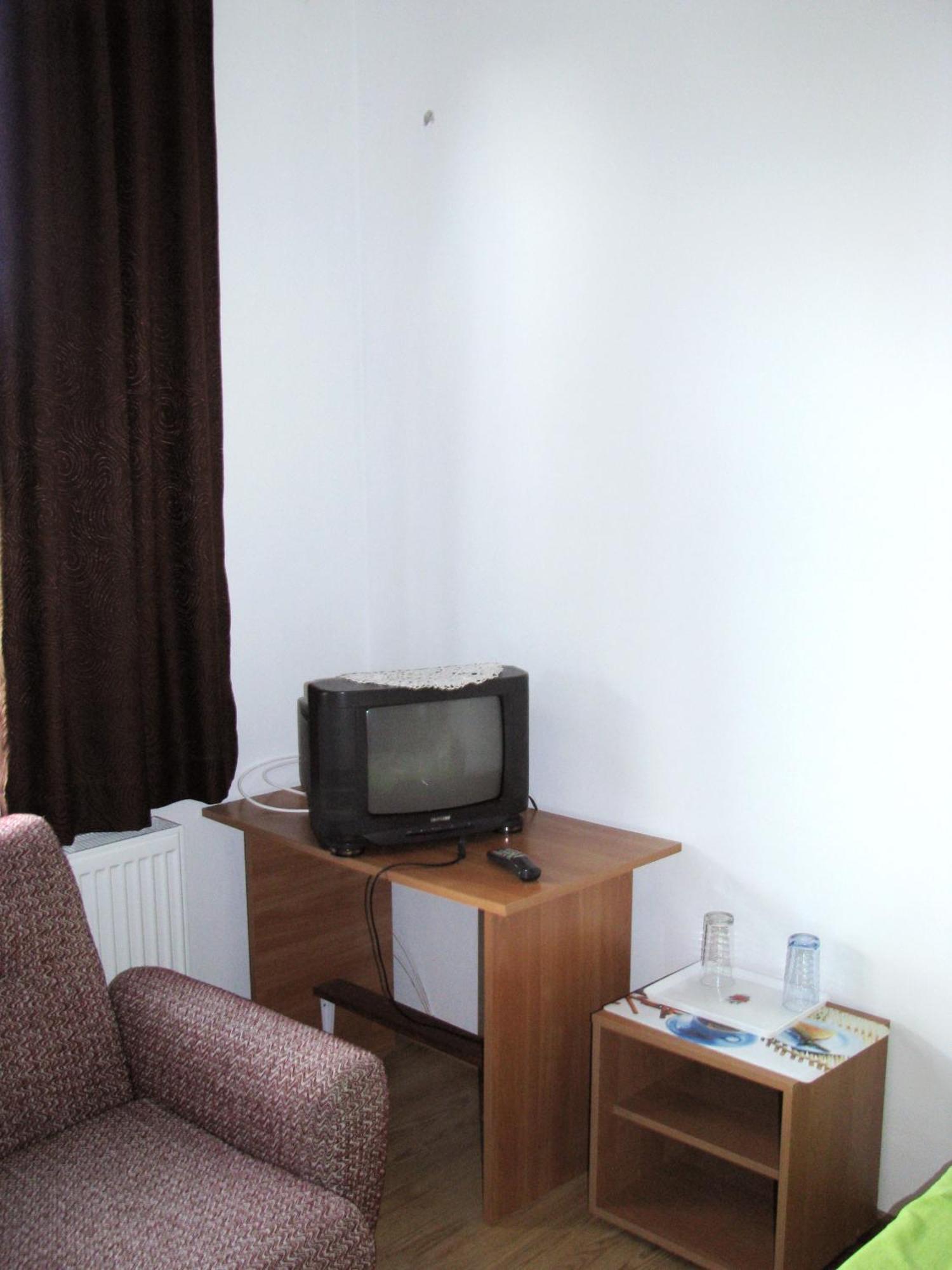 Samovodene Guest House Familia מראה חיצוני תמונה