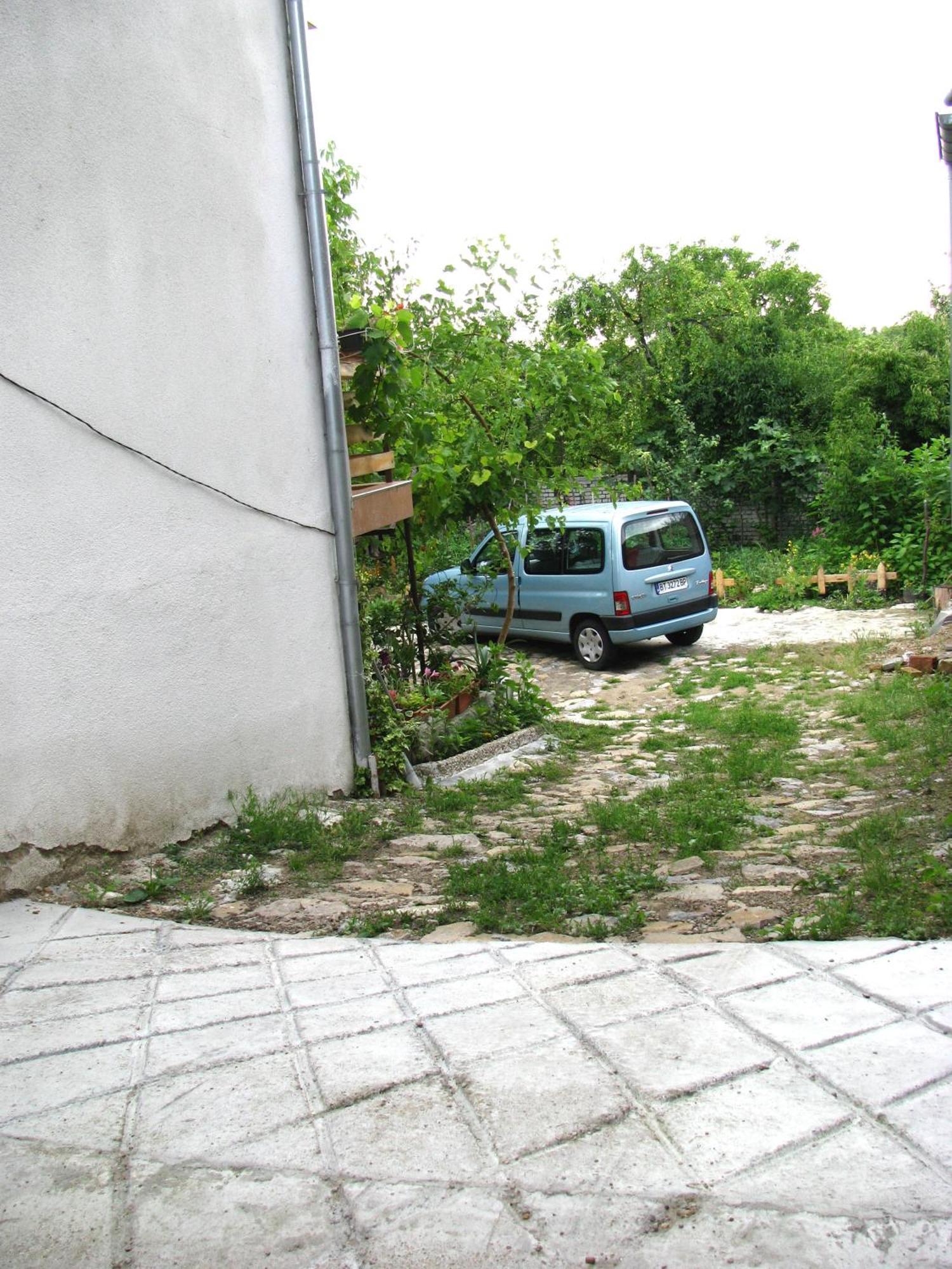 Samovodene Guest House Familia מראה חיצוני תמונה