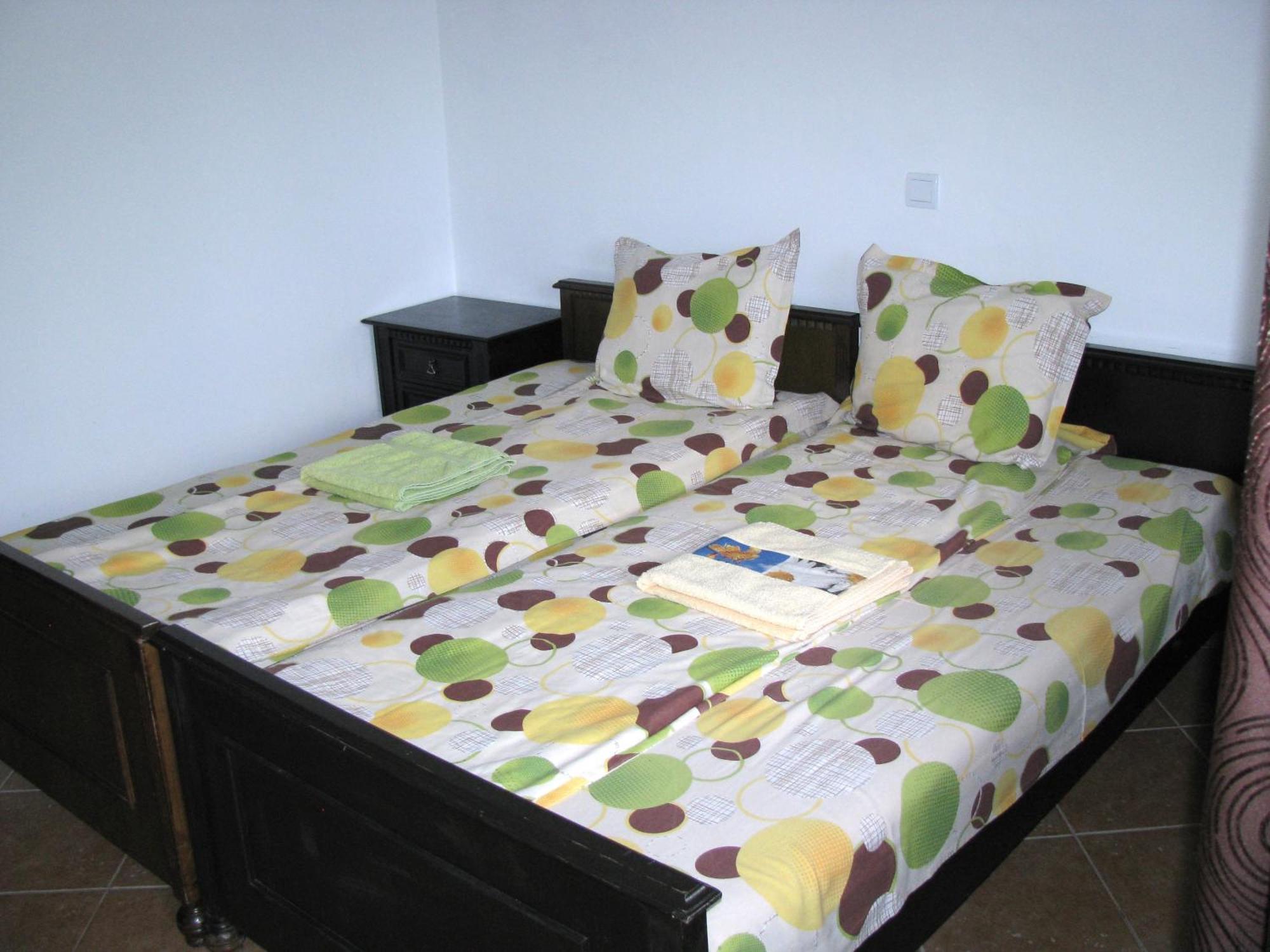 Samovodene Guest House Familia מראה חיצוני תמונה